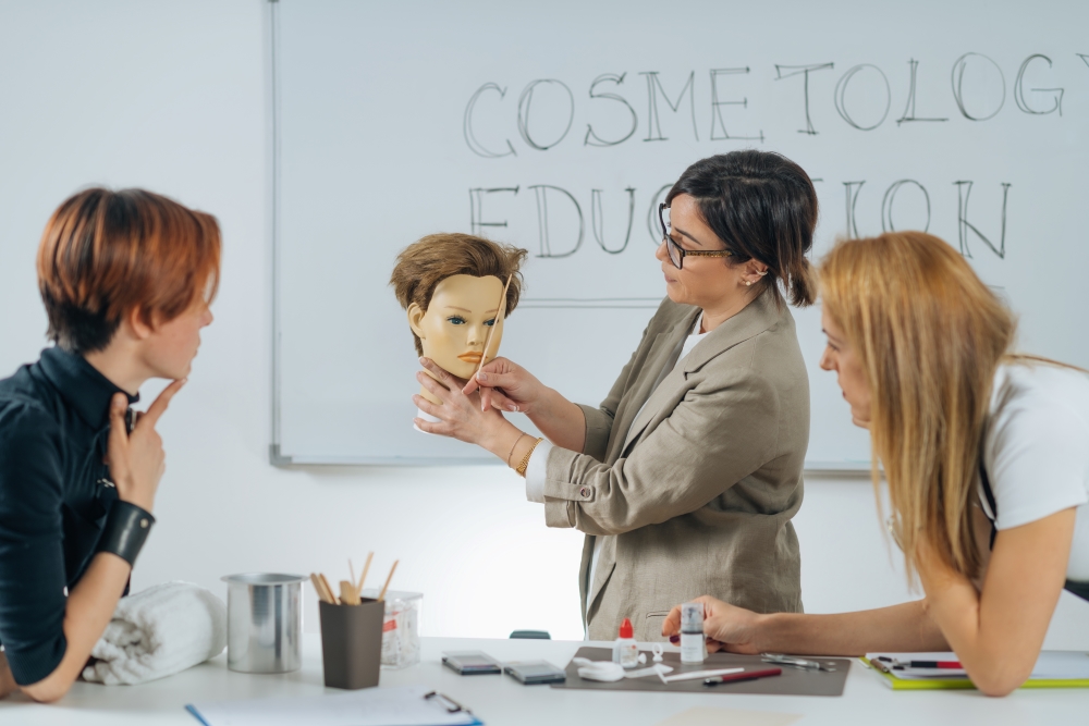 permanent-eyebrow-make-up-training-theoretical-p-2021-09-03-07-44-19-utc